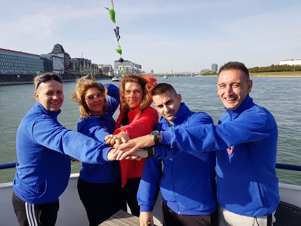 Aid Brkić i tim na brodu tokom Herbalife Extravaganza događaja u Kelnu, septembar 2019.